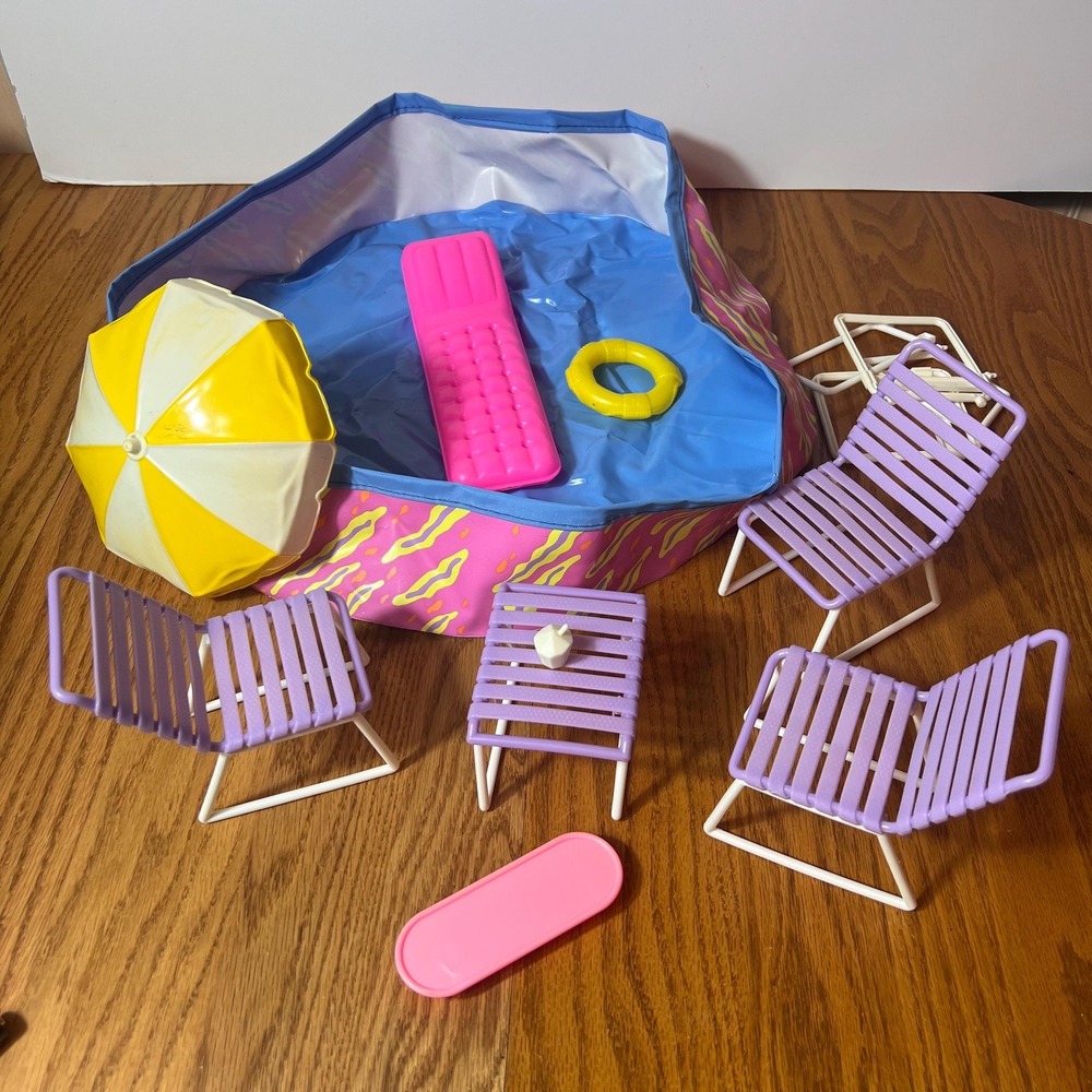 Vintage Mattel Barbie Hawaiian Fun Pool Playset Chairs Umbrella Accessories Lot - Picture 7 of 8